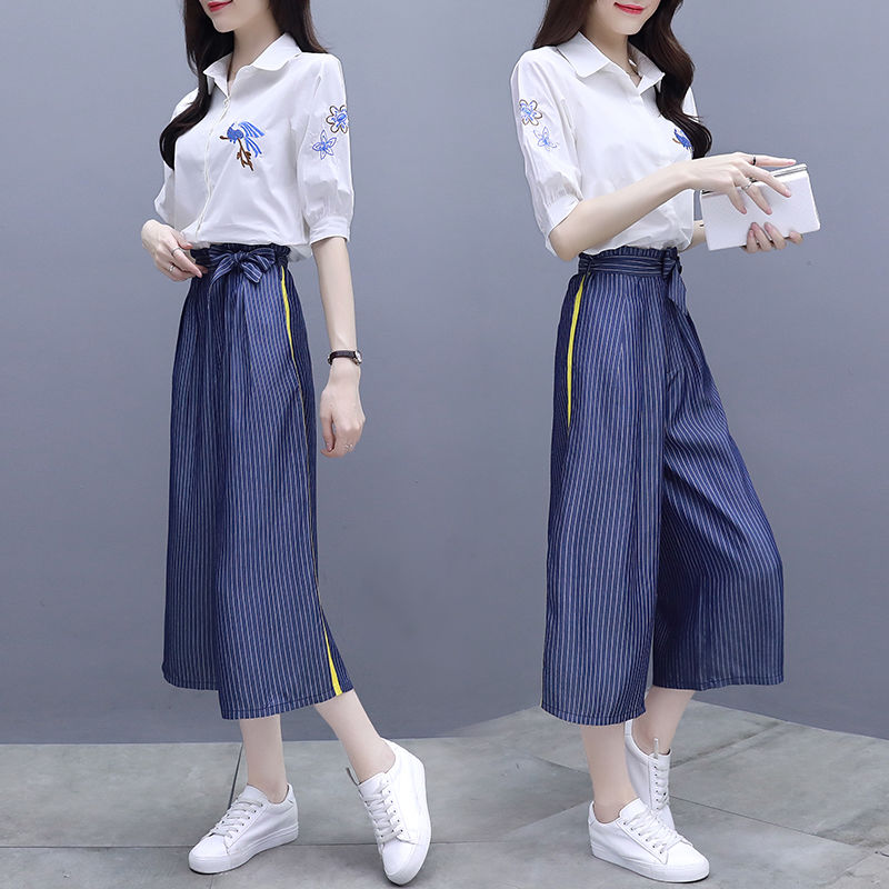 哇!太显嫩了!三伏天,70后表嫂穿这阔腿套装,把旗袍都比下去