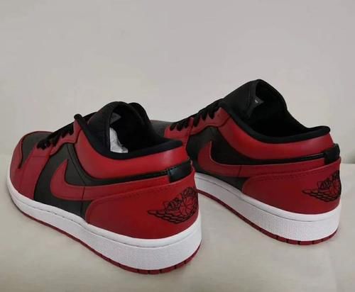  [告别]告别限量2.3万双，Air Jordan 1＂反转黑红＂Low泄露疑将发售！