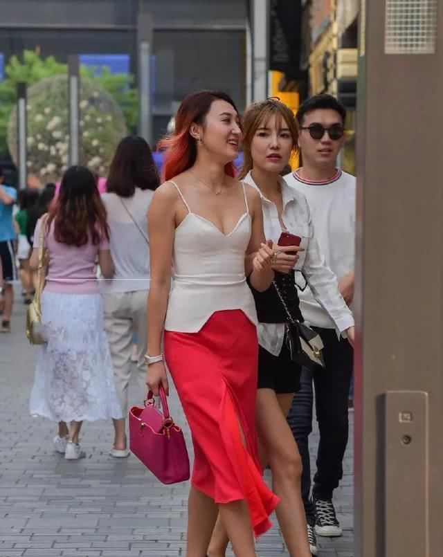  『永远』高跟鞋给女人的自信与气场,永远是平底鞋给不了的