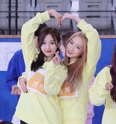 吴宣仪信息遭泄露 年龄造假被石锤 公司发声明将追究法律责任