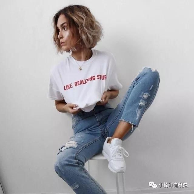 白 T、白衬衫明明穿没多久就看起来很旧？请记住这 5 方法！