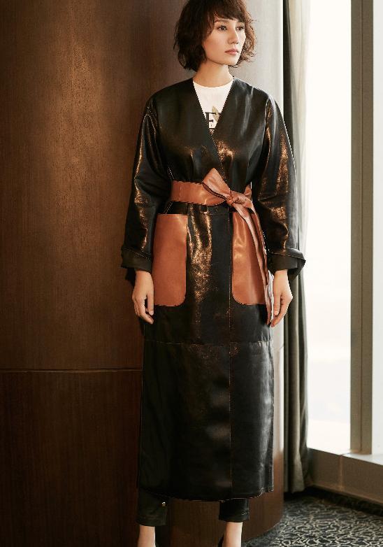 41岁袁泉弄了“狮子头”发型成少女,难怪被说是洋娃娃