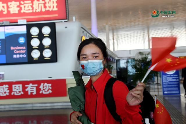  北高速收费站@江城?重启丨解放军报记者全景记录武汉“解封”