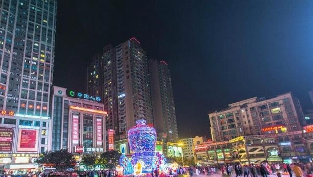 四川“十三五”高铁规划中，这两个地级市即将崛起，发达了！