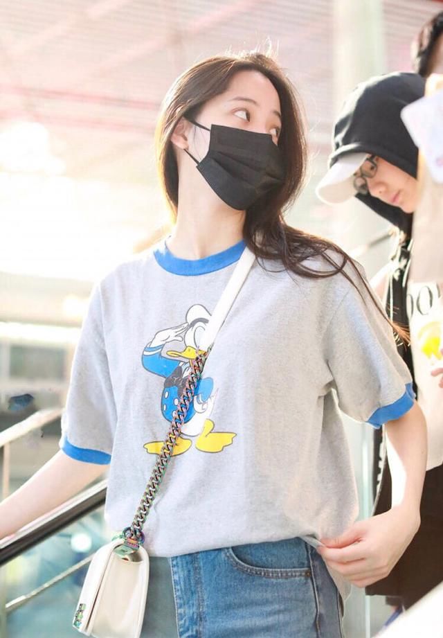 蔡依林花式露背，刘诗诗吴奇隆秀恩爱，佟丽娅最厉害年轻了10岁