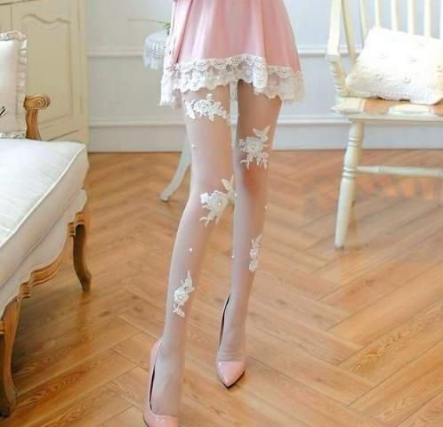 性感尖头细跟设计,彰显优雅女人魅力,完美凸显纤纤双腿