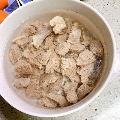  【胡萝卜】麻辣土豆胡萝卜牛腩