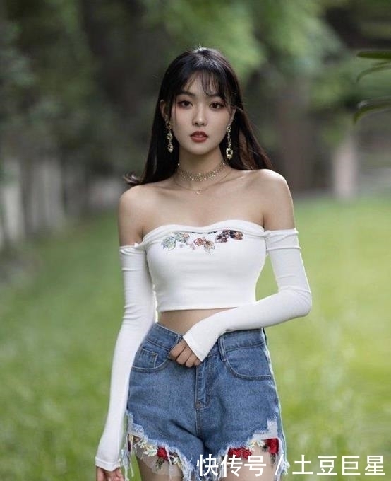美出■优雅有灵动,美出天际,优雅又高贵气质十足的小姐姐