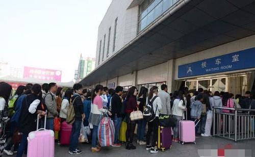 揭秘缅甸夜生活：是土豪们的乐园，却是姑娘们苦难的噩梦