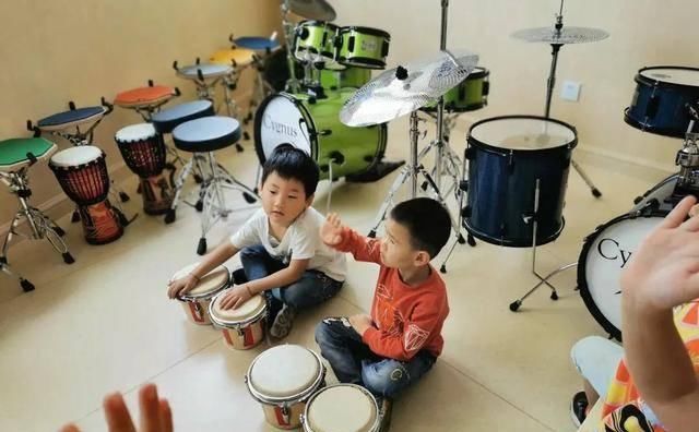  「对情绪」66本情绪管理绘本：娃闹情绪，除了揍还有别的办法吗？