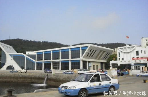 中国最“土豪”的县城，农民进城赶集坐飞机，村里都有飞机场