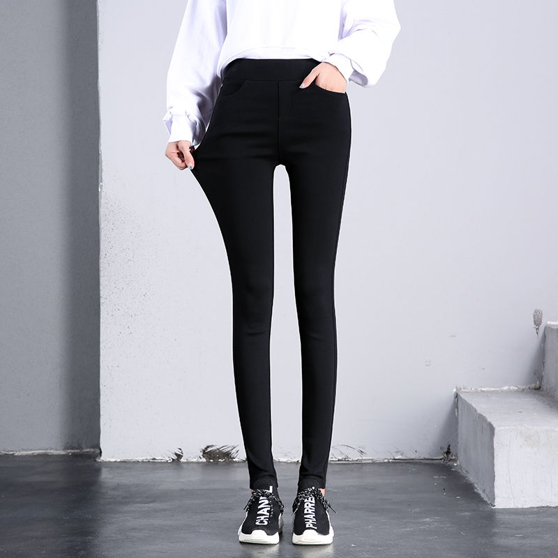 腰粗腿粗的女人,穿打底裤随意搭配,显高时髦又减龄显瘦两位数