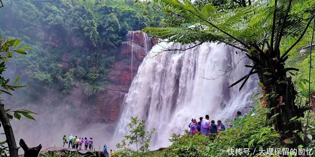 6条中秋自驾路线！打卡川版暮光之城，解锁网红小垦丁！