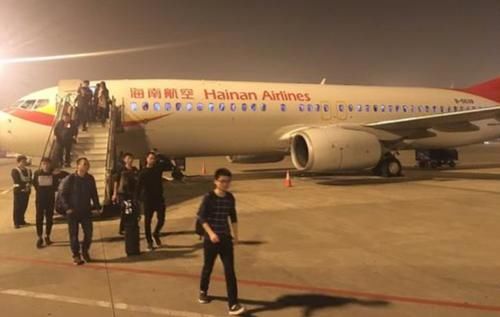 「白天」凌晨机票费用仅白天票价三分之一,为何乘客不买?看完长见识了