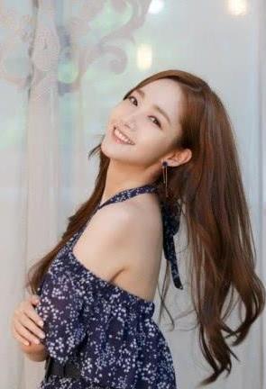 金秘书朴敏英眼睛会放电？确认过眼神，我好像嗅到了初恋的味道！