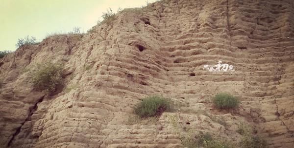 中国最狭长的省份：相邻省份共有8个，和俄罗斯、蒙古接壤