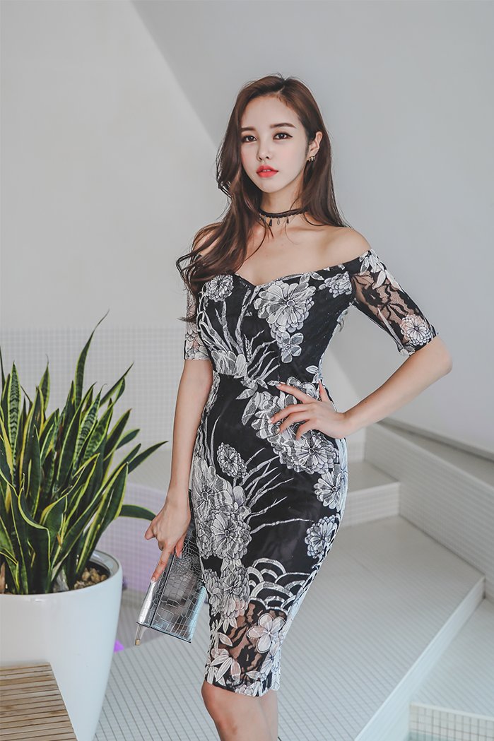 帕蒂略斯优美露肩水仙裙