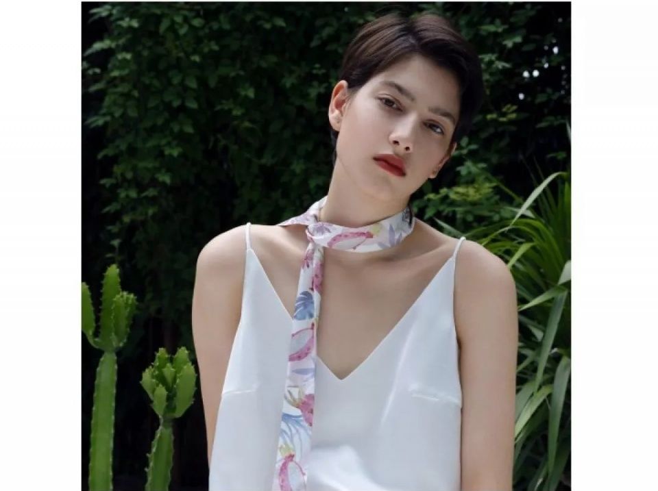 赫本:即便只有很少的衣服,但只要有它,也可以拥有很多美丽