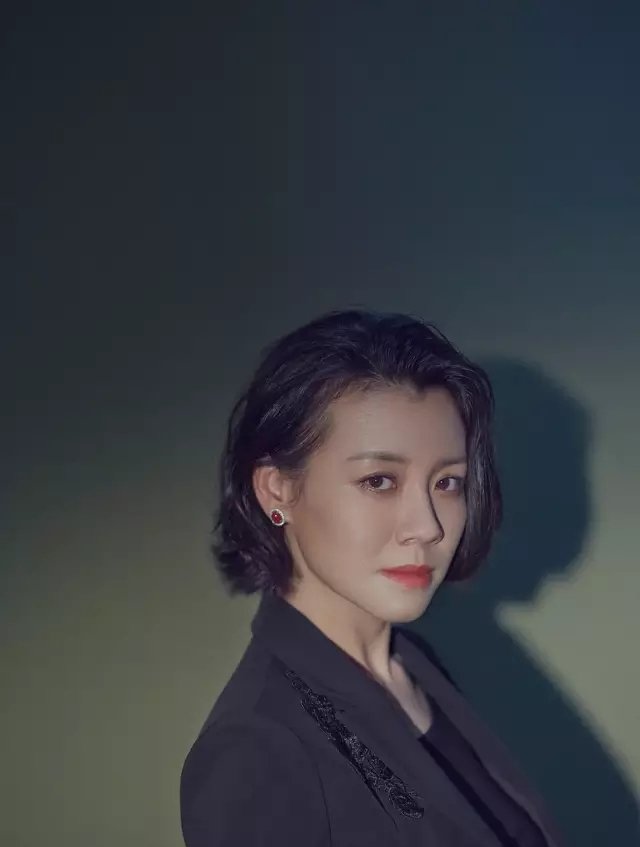 封容■让人喷饭的神仙配角!房似锦的妈在众妈里C位出道,被封容嬷嬷2.0