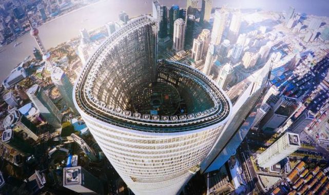  耗时@中国“最高”的大楼，148亿耗时八年才建成，日游客量达3万