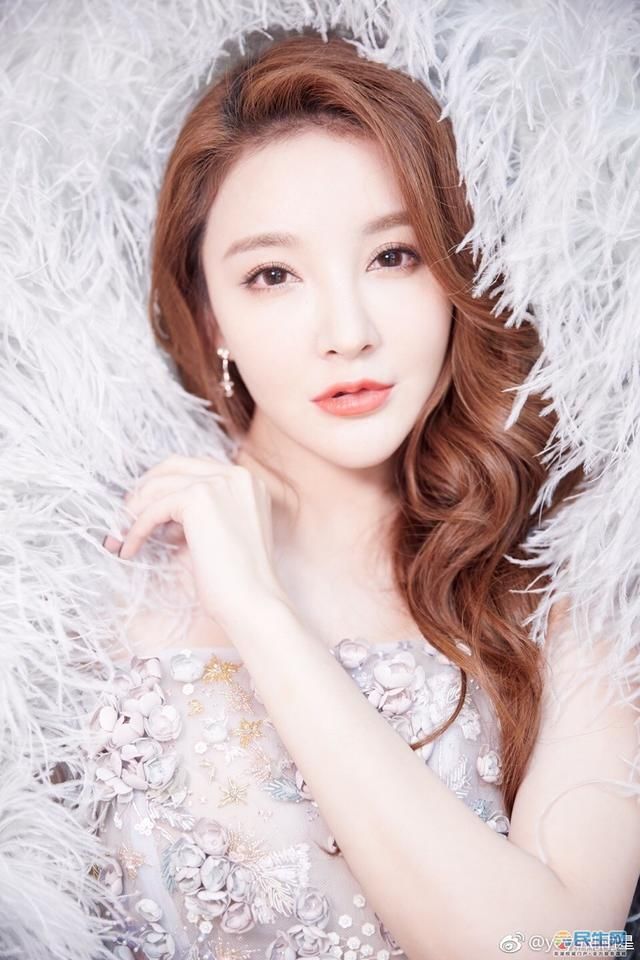 网爆刘雨欣抑郁症自杀未遂入院治疗，疑因老公婚内出轨张檬导致