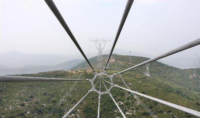 中国的特高压输电技术为何能独步全球