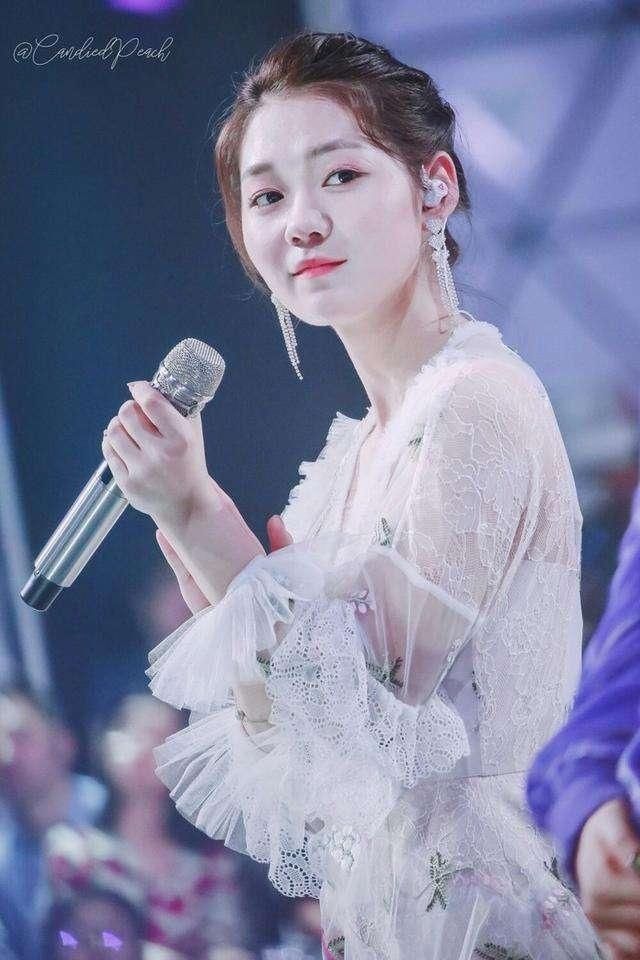  位妹妹：张子枫赵今麦争状元？2020艺考生名单太强大！无美颜滤镜有何能耐