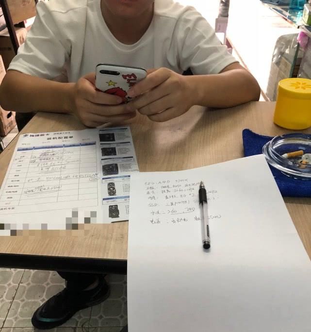  [电脑配置]小伙到店组装电脑，提出这三个要求是太精明了：傻子才会给你装！