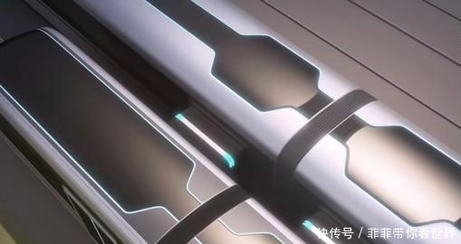 高铁又一技术性改革惊艳全世界：列车不停站，乘客上下车方式叫绝