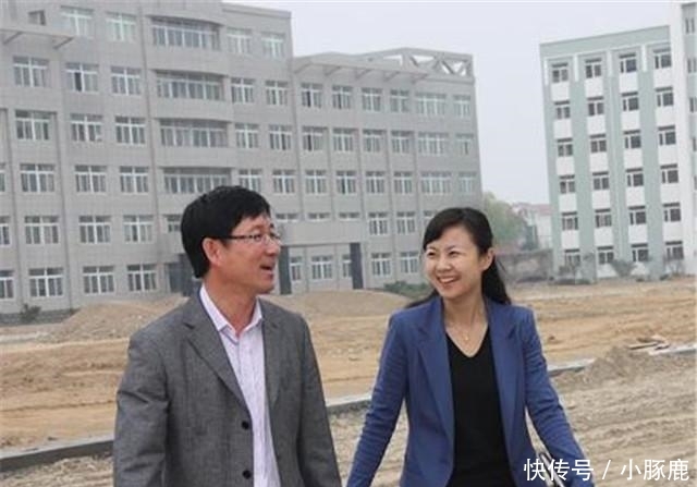 长相漂亮的她, 研究生毕业后成为公务员, 30多岁就成为了副市长!