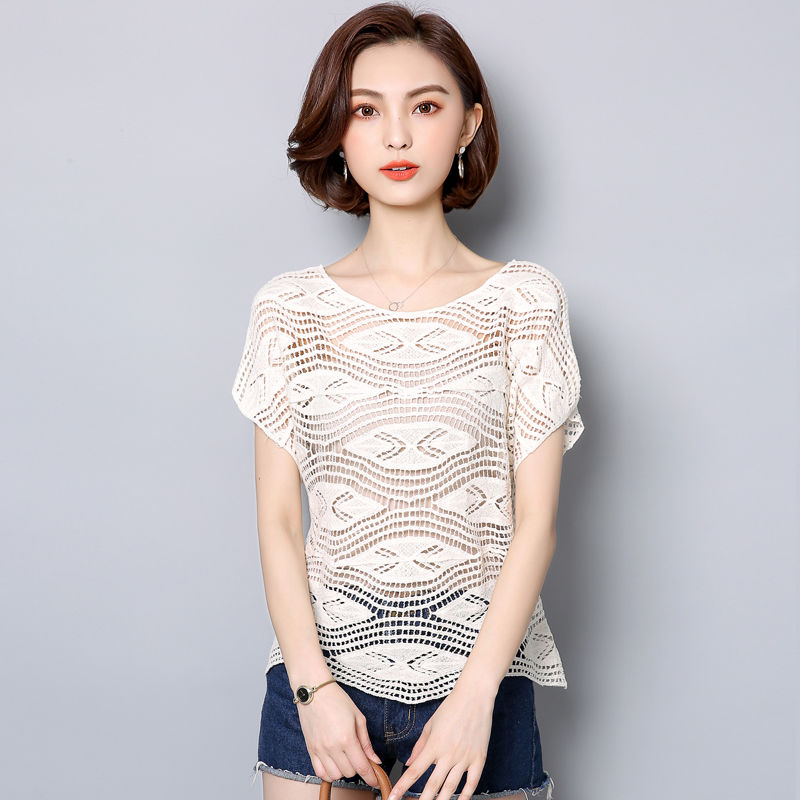 穿这样的新款上衣真好看,显瘦又洋气,清新脱俗美极了