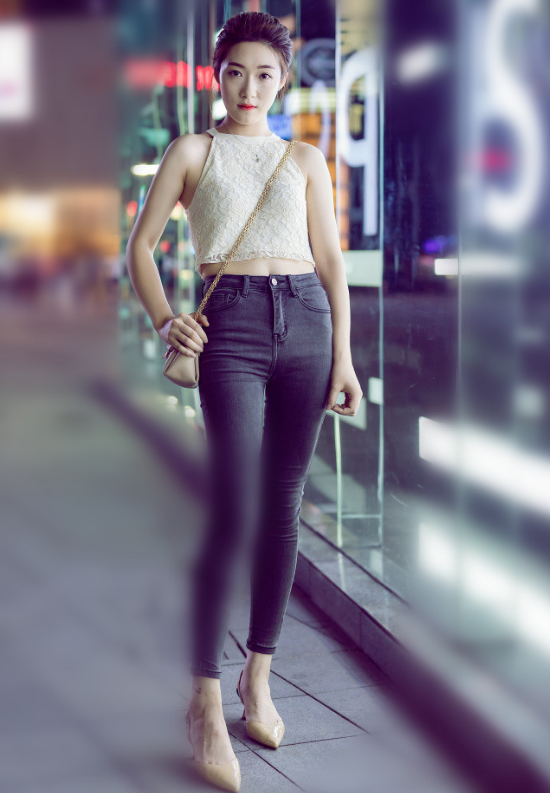 街拍:图1清纯甜美,图2妙曼多姿,图3娶回家幸福一辈子!