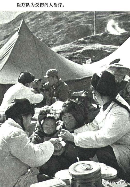 老照片：1973年《人民画报》刊载的新中国的建设者身影