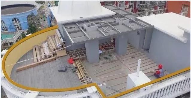 设计师■新婚夫妻40万买180°湖景房,奇葩结构吓跑装修公司,无人敢接手