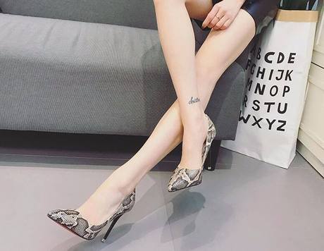 时尚性感的细高跟鞋，凸显小女人气质