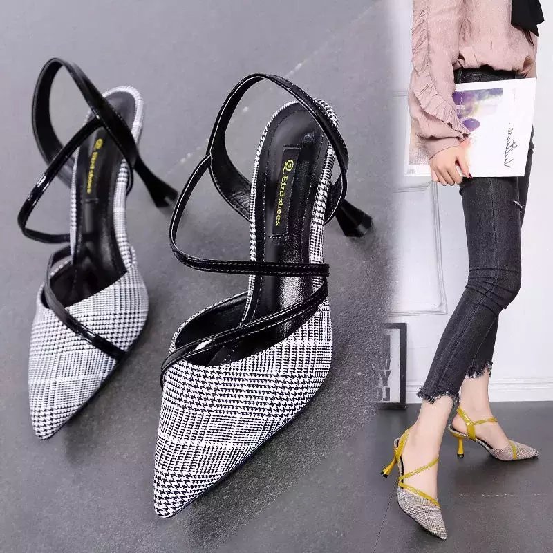 秋季女人玉趾别掖着, 穿上这些“高跟凉鞋”, 路人见了太痴醉