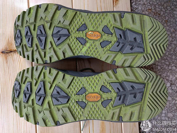 本想买个帽子,结果拿下一双The North Face