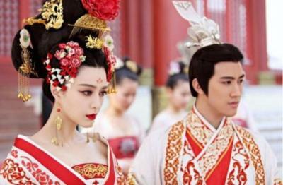 千古绝对!上联:人老了,鞭小了,鼻涕多了雄少了