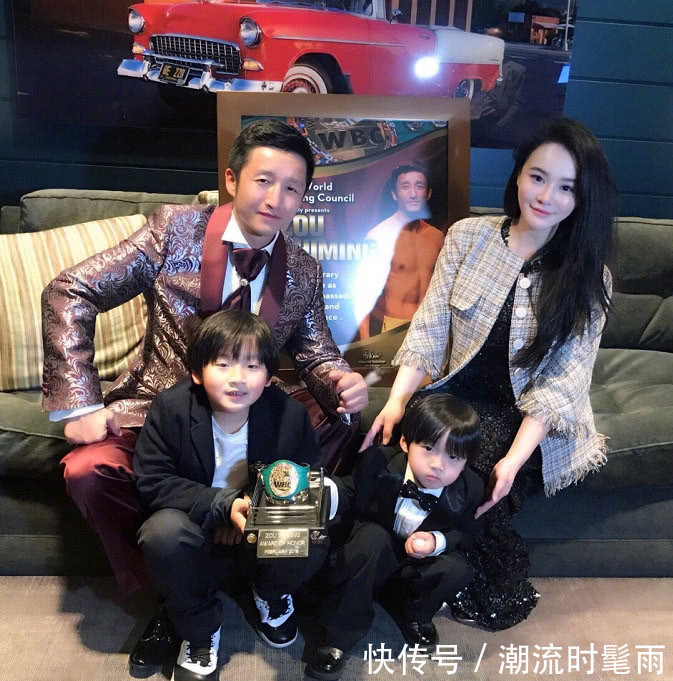 冉莹颖这身材逼死多少人，穿紧身T恤的效果太惊艳，邹市明好幸福