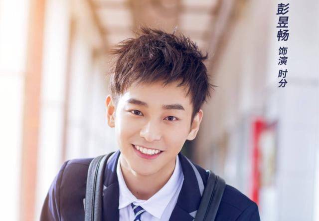 杨颖假吃，在场嘉宾只有他站出来为她澄清，粉丝回评令人心寒