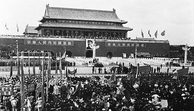 建国初我国有15个直辖市，为何一口气撤销了11个有你的家乡么