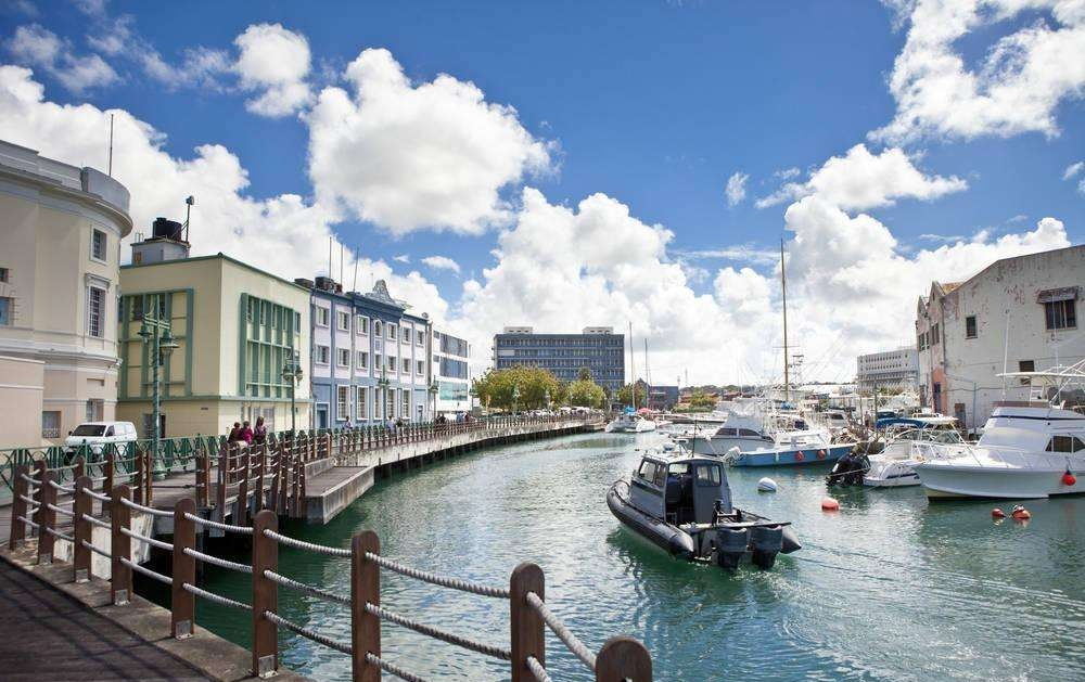 世界唯一黑人发达国家：全国80%黑人，却与韩国一同成发达国家