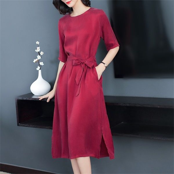 表姐结婚，妈妈就穿这种高贵裙，档次还显嫩，大家盛赞好看有眼光