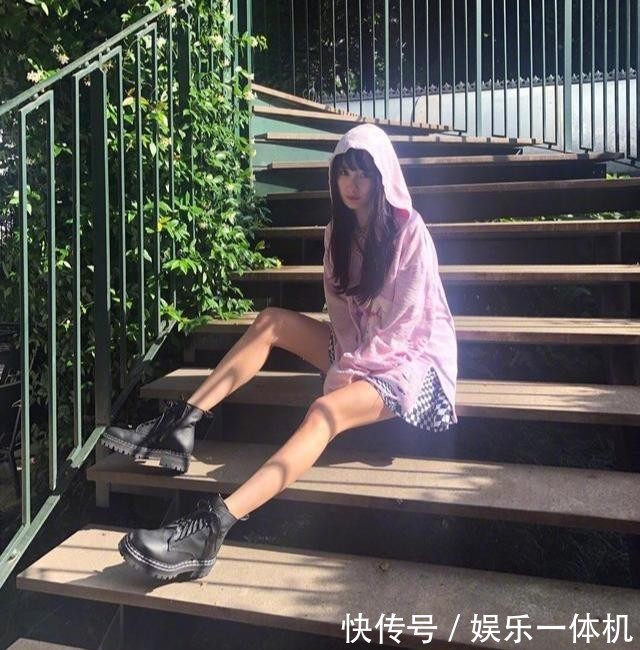  卫衣@好看的卫衣那么多，这4件“明星同款”，开春最推荐