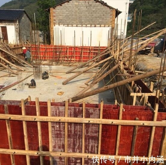  [兄弟]240平宅基地三兄弟均分, 谁也不让谁, 一起狂砸80万自建三