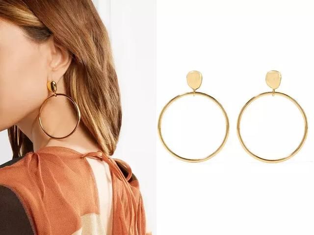 好看的配饰那么多，为啥时装精们都在戴这款？