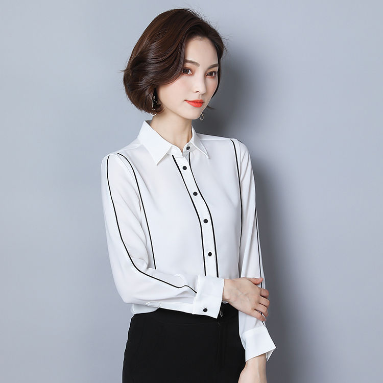 个子不高的女人少穿裙子，试试艳阳衫+短裤，不要高跟鞋也很美