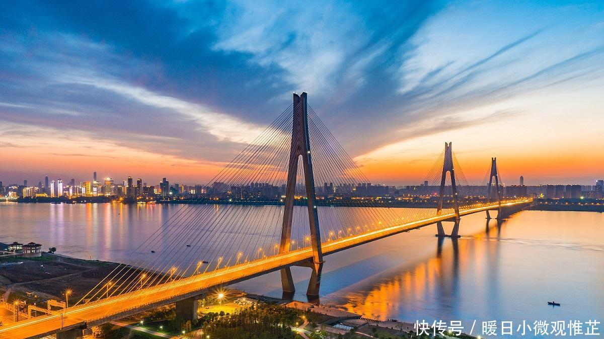  「时速」湖北在建长江大桥，耗资30亿时速350公里，这点创国内之