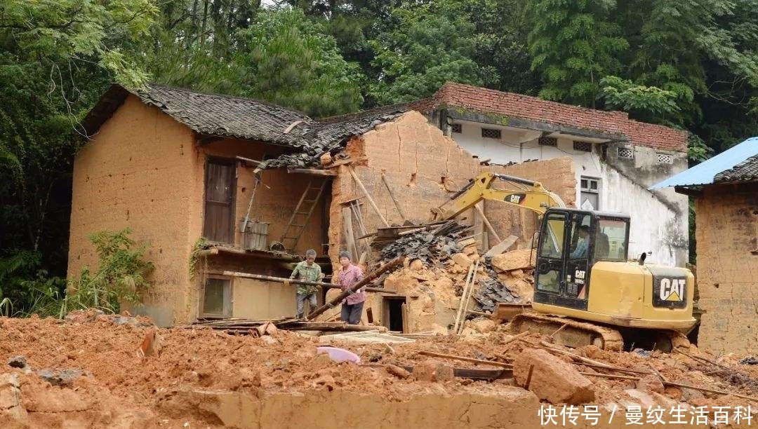 农村空心房被拆除，农民可以领补贴吗？大家要看，免得吃亏！