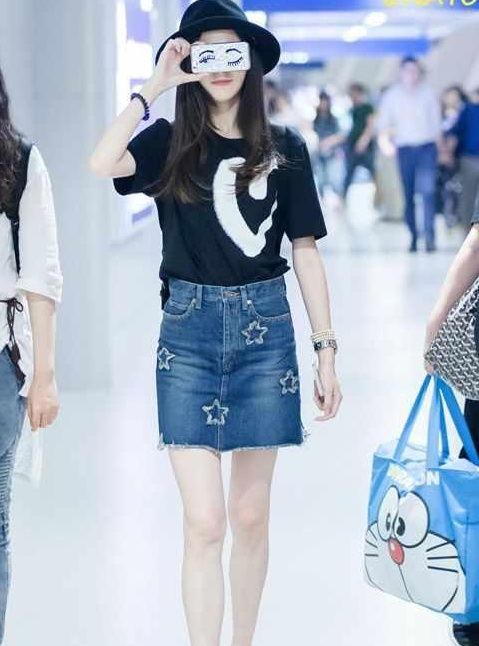 唐嫣未PS照流出，满脸雀斑气质全无，女神也经不起素颜考验啊!